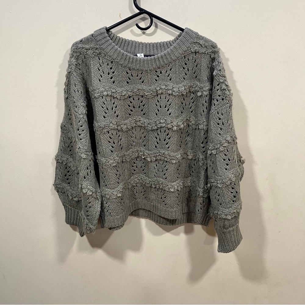 NWT Anthropologie Amadi grey Fringe Knit Sweater size M wool blend